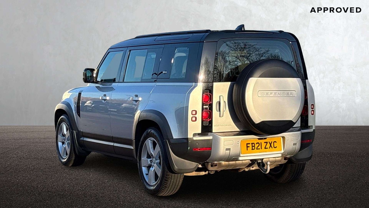 Used Land Rover Defender 2021 for sale - 77741028: Photo 2