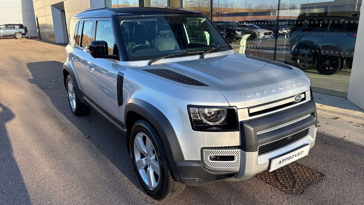 Used Land Rover Defender 2021 for sale - 77741028: Photo 29