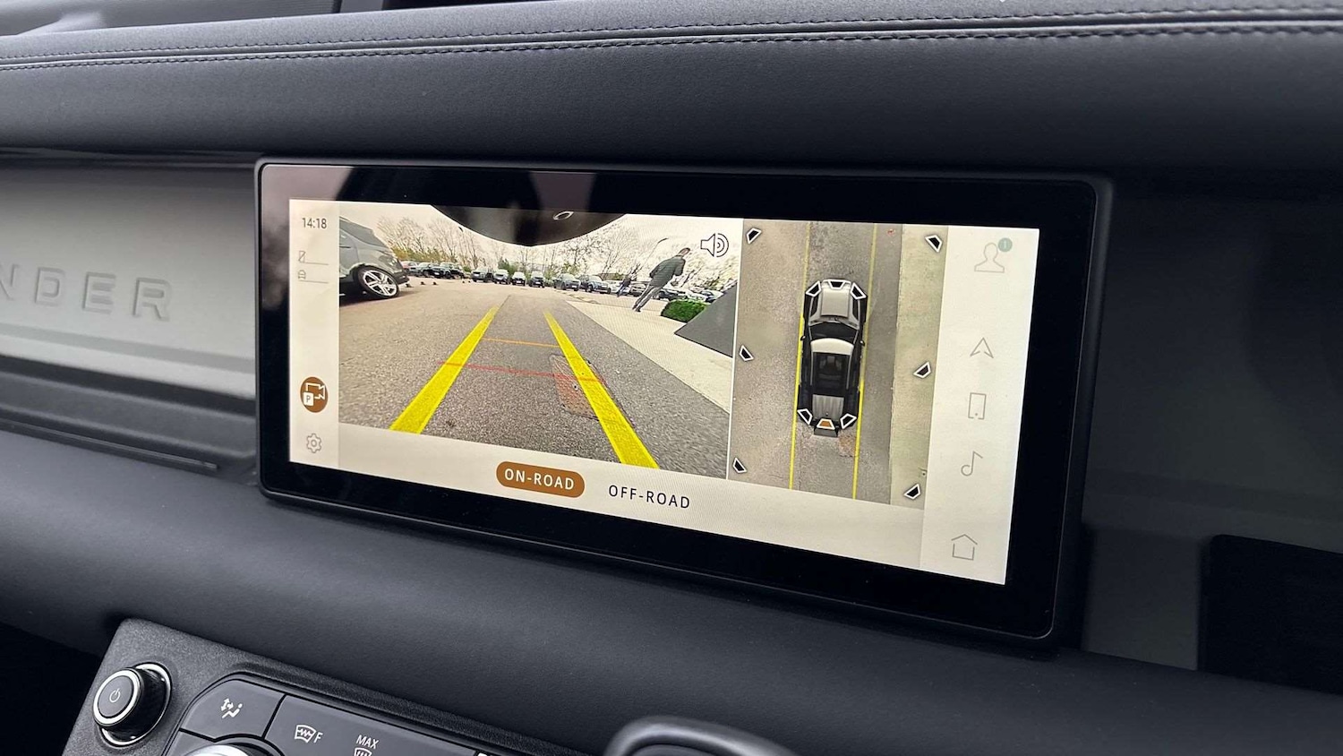 Used Land Rover Defender 2023 for sale - 76515528: Photo 12