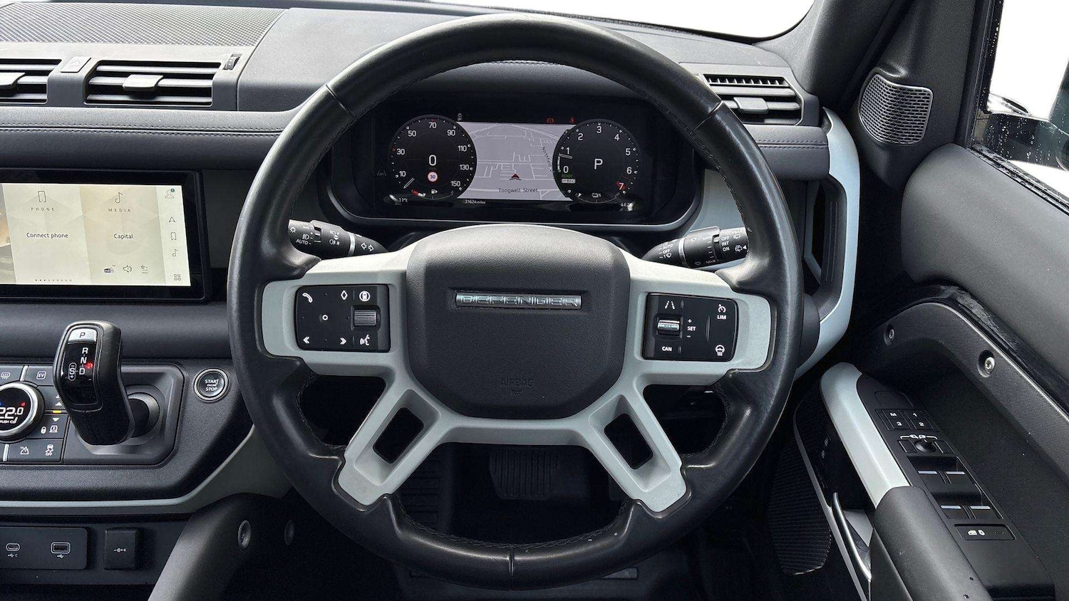 Used Land Rover Defender 2023 for sale - 76515528: Photo 15