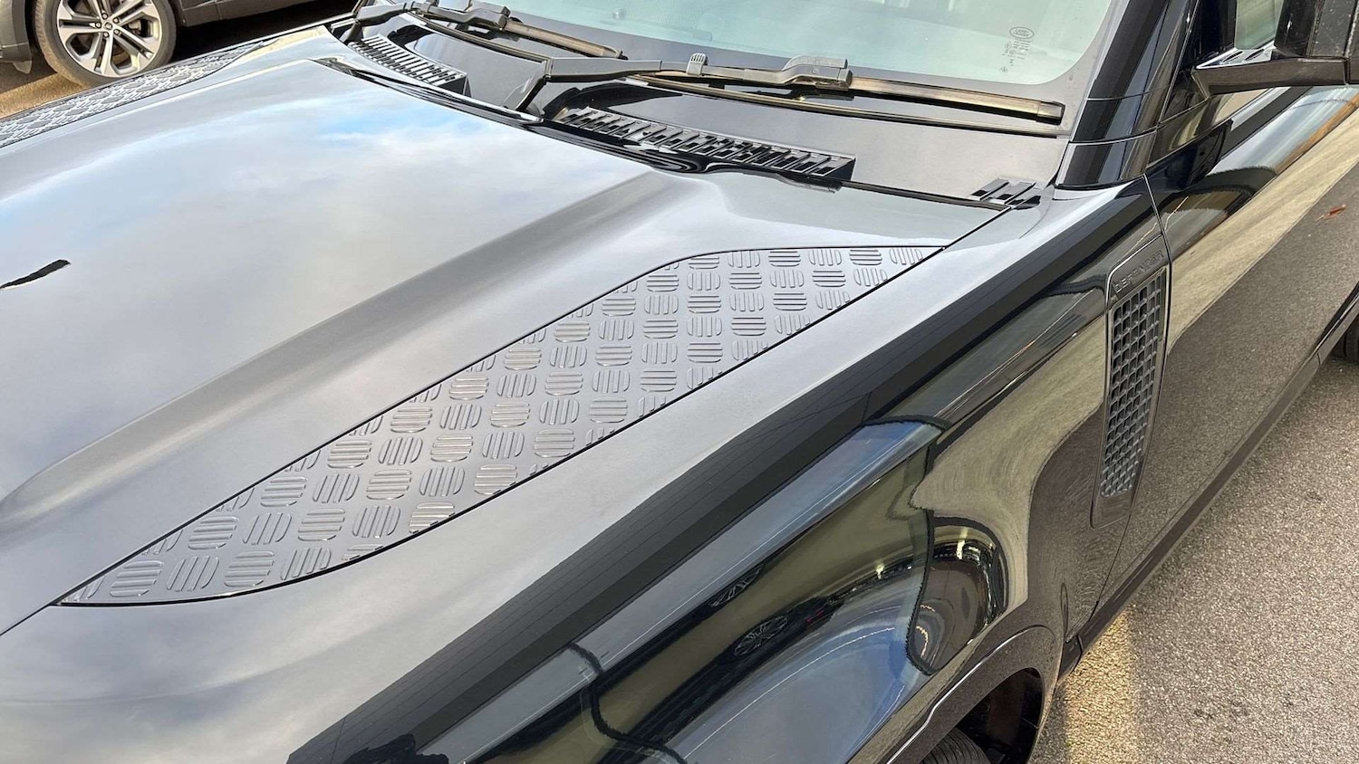 Used Land Rover Defender 2023 for sale - 76515528: Photo 20