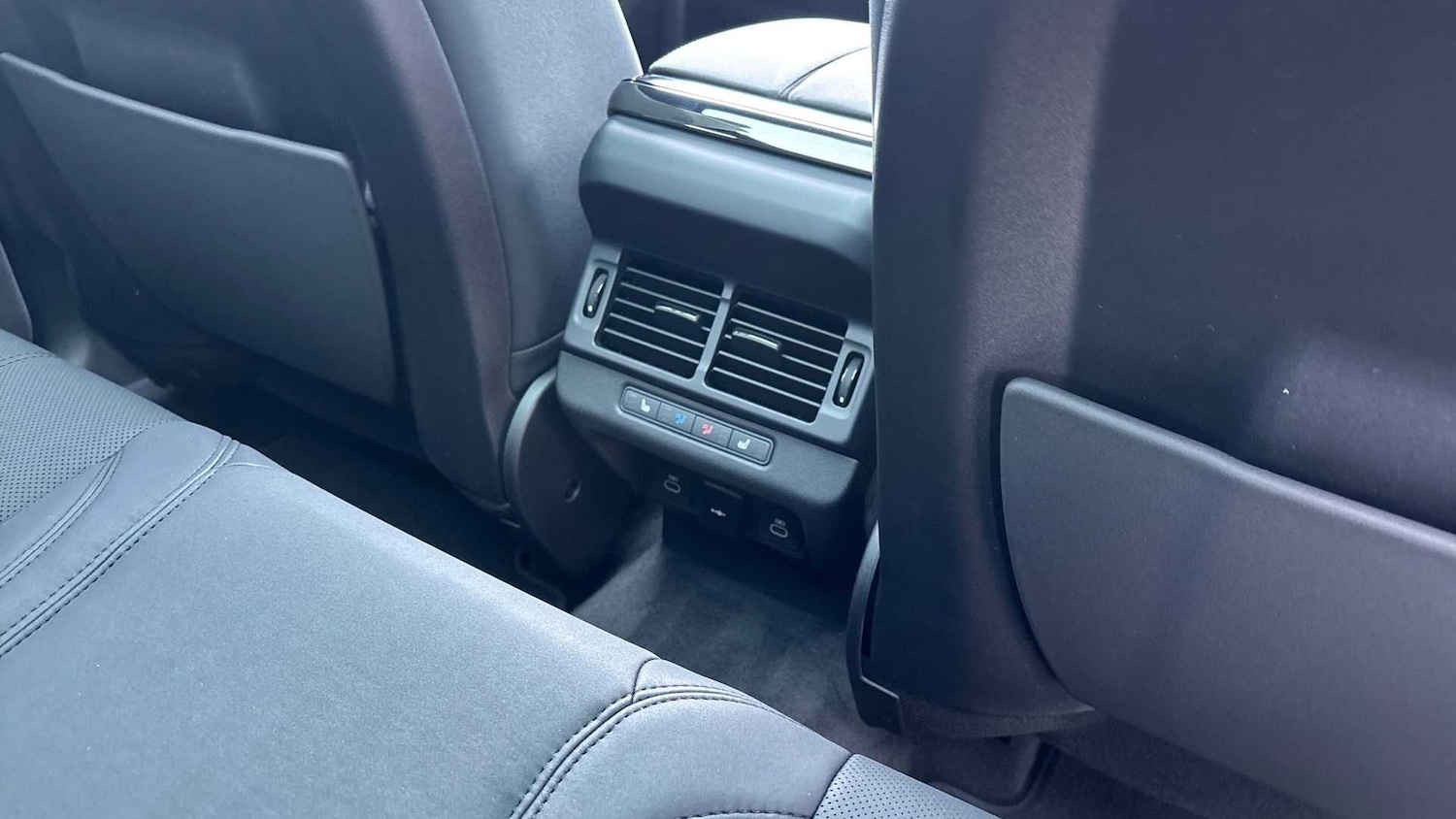 Used Land Rover Range Rover Evoque 2025 for sale - 77334078: Photo 18