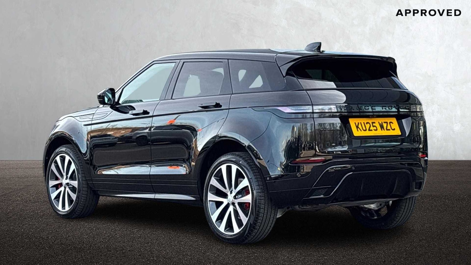 Used Land Rover Range Rover Evoque 2025 for sale - 77334078: Photo 2