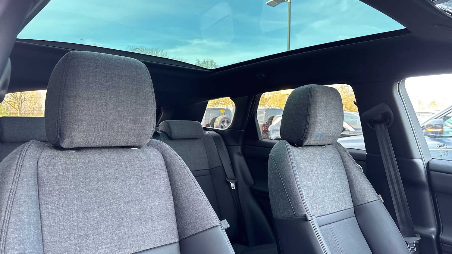 Used Land Rover Range Rover Evoque 2025 for sale - 77334078: Photo 29