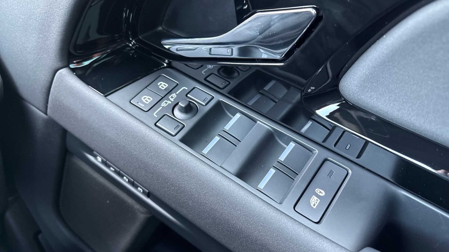 Used Land Rover Range Rover Evoque 2025 for sale - 77334078: Photo 33