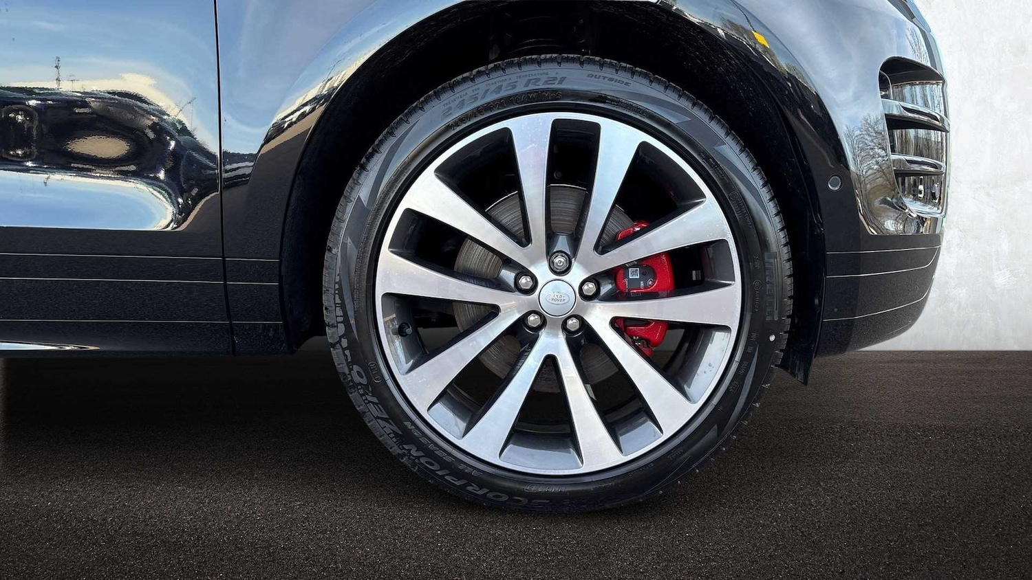 Used Land Rover Range Rover Evoque 2025 for sale - 77334078: Photo 8