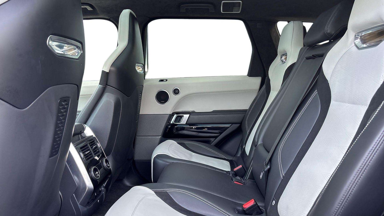 Used Land Rover Range Rover Sport 2018 for sale - 76718053: Photo 4