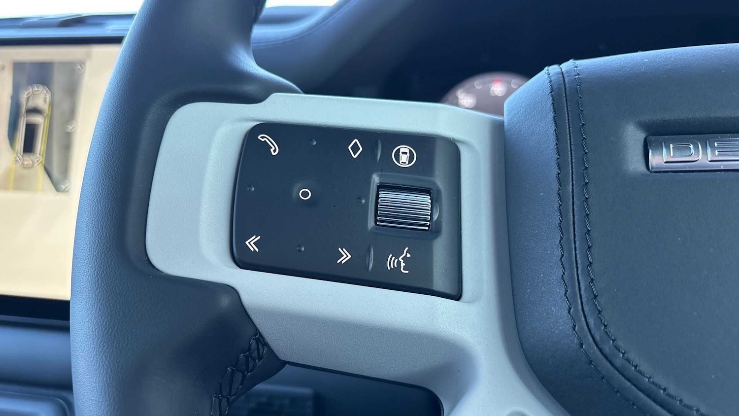 Used Land Rover Defender 2025 for sale - 76459855: Photo 29