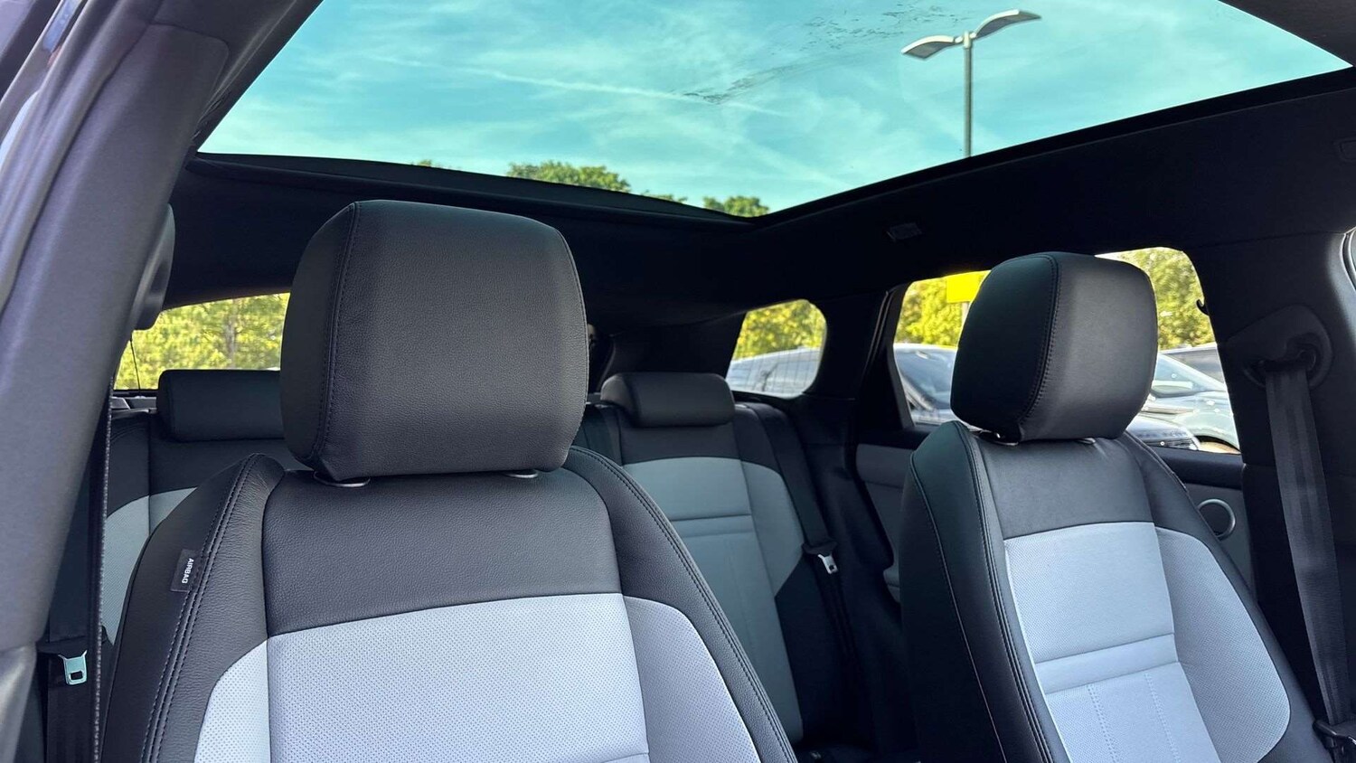 Used Land Rover Range Rover Evoque 2025 for sale - 77526862: Photo 28