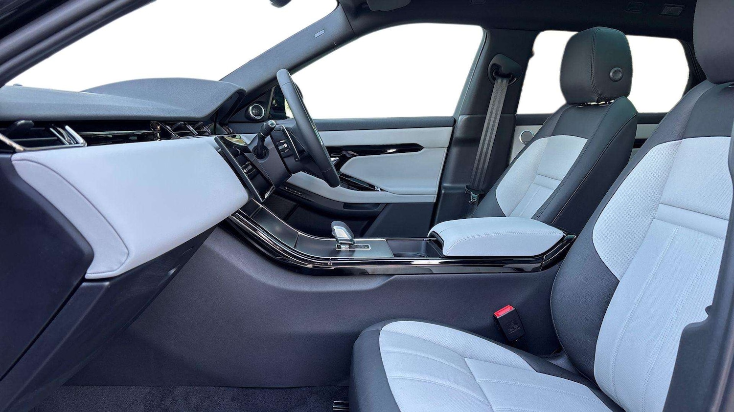 Used Land Rover Range Rover Evoque 2025 for sale - 77526862: Photo 3