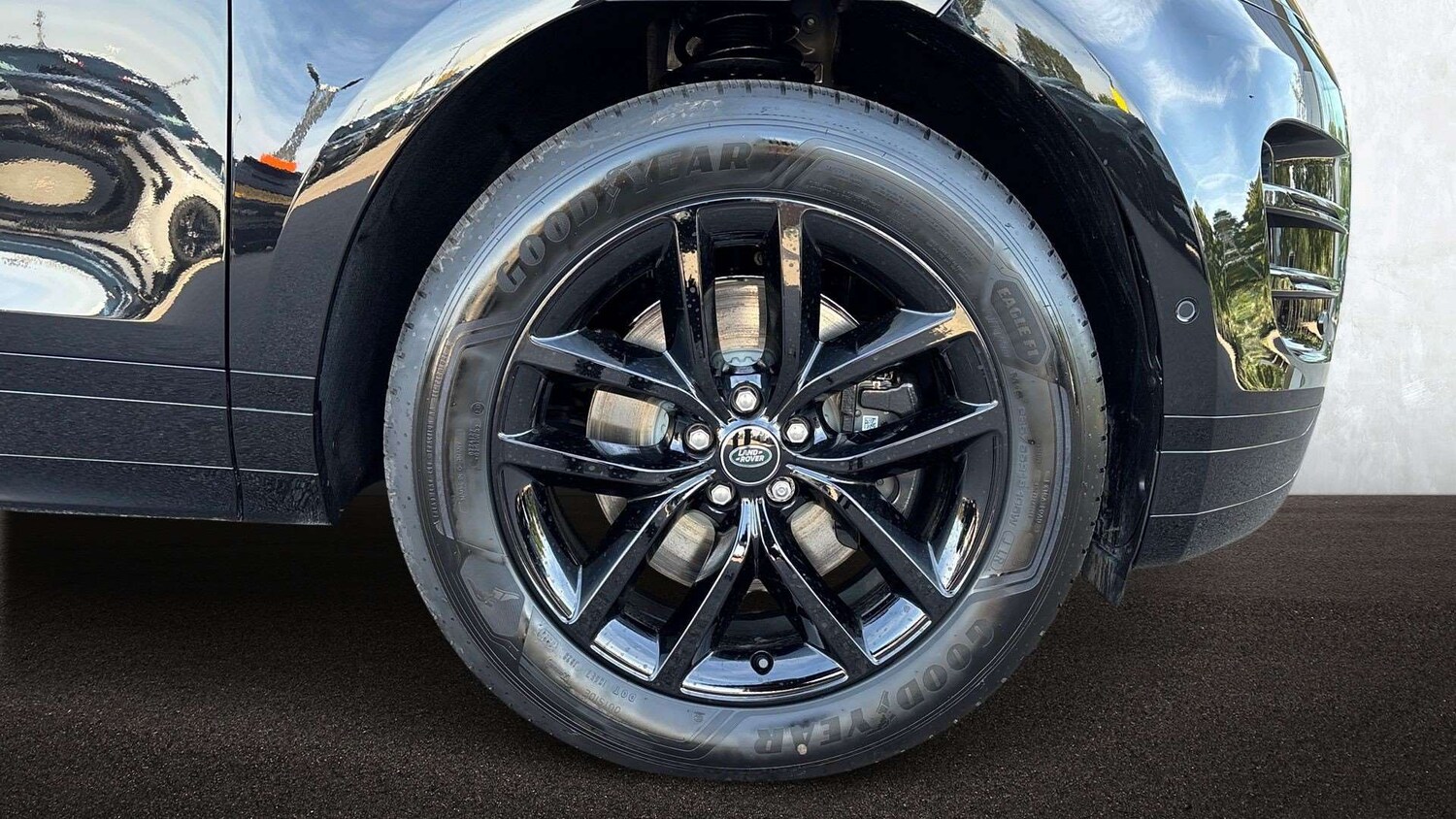 Used Land Rover Range Rover Evoque 2025 for sale - 77526862: Photo 8