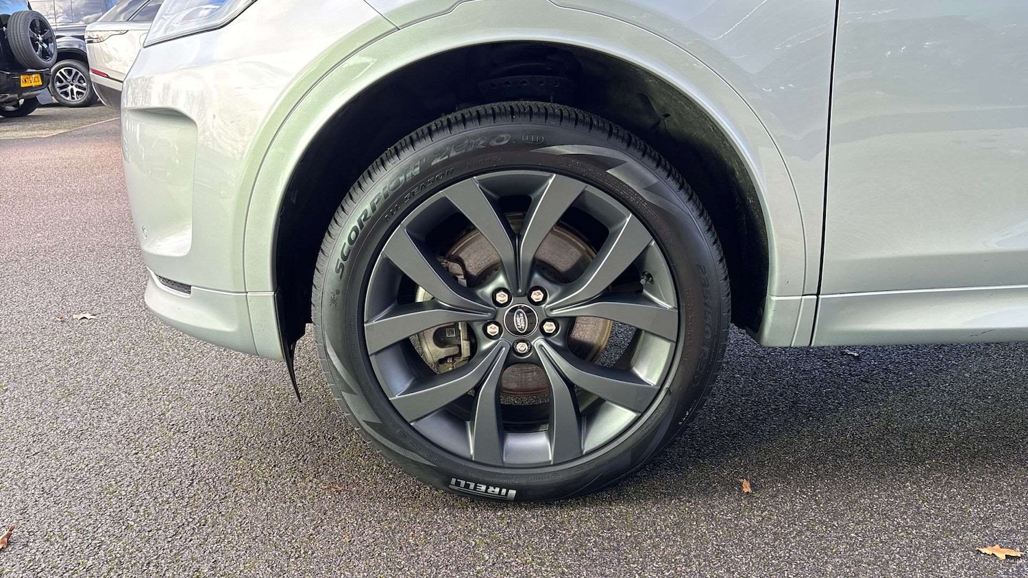 Used Land Rover Discovery Sport 2023 for sale - 77032130: Photo 32