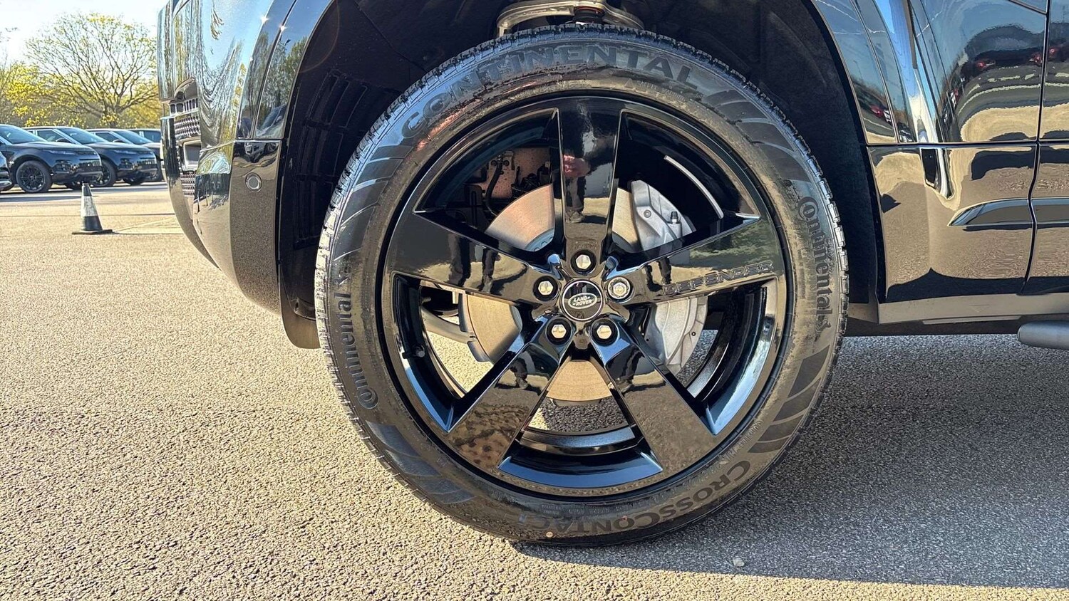 Used Land Rover Defender 2025 for sale - 77928701: Photo 24