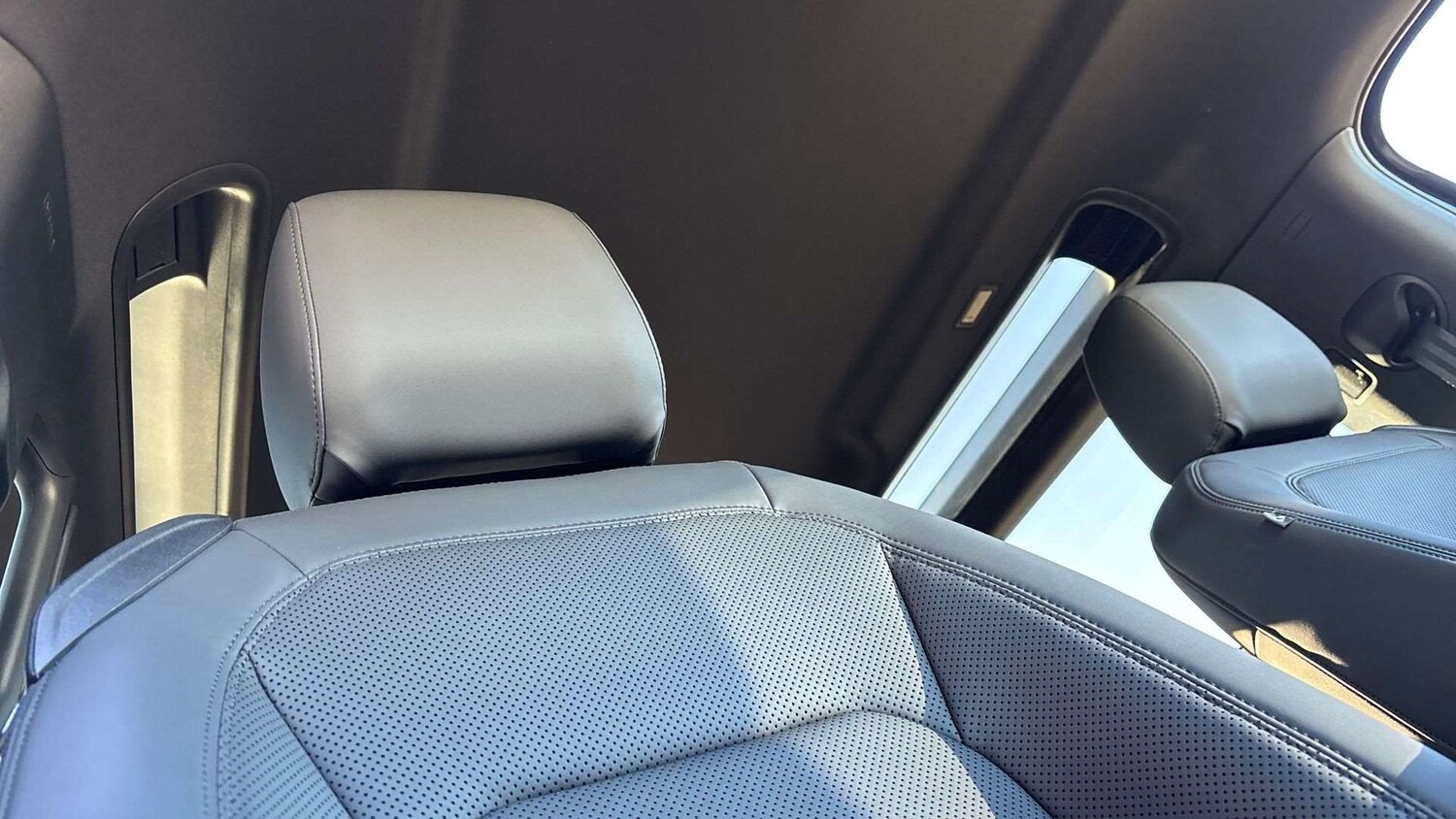 Used Land Rover Defender 2025 for sale - 77928701: Photo 26