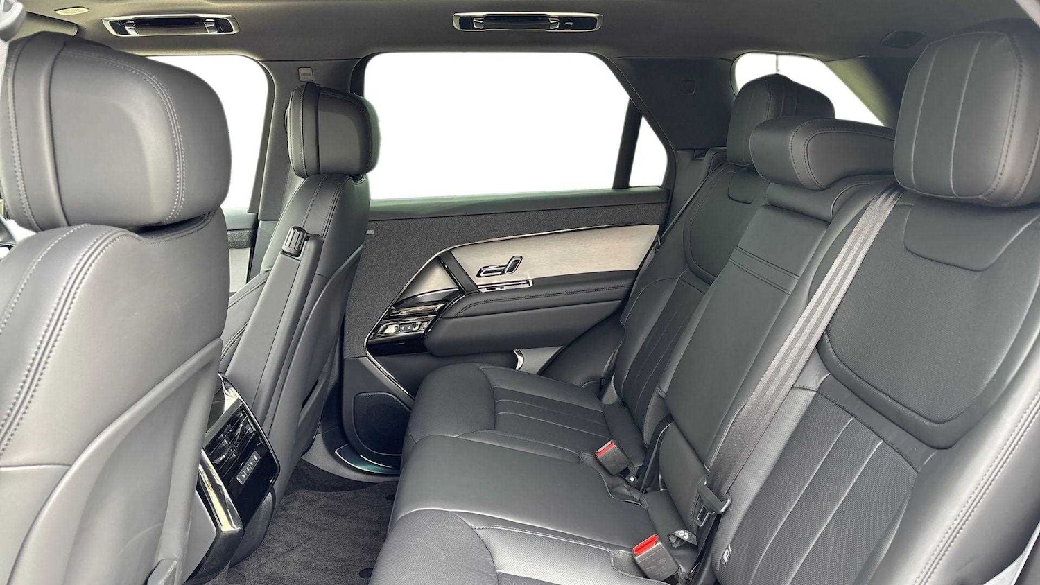 Used Land Rover Range Rover Sport 2025 for sale - 76459948: Photo 4