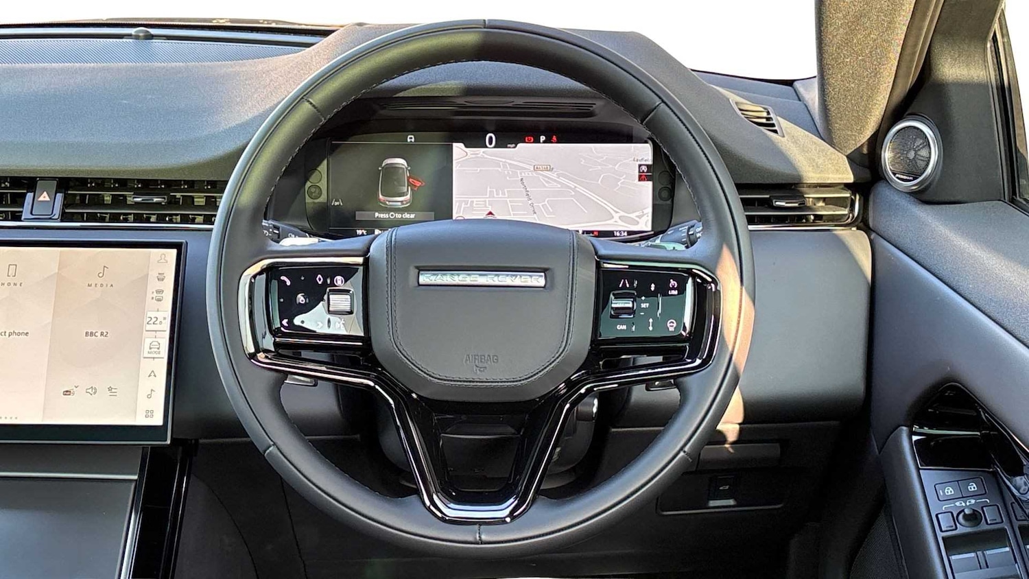 Used Land Rover Range Rover Evoque 2025 for sale - 76459995: Photo 15