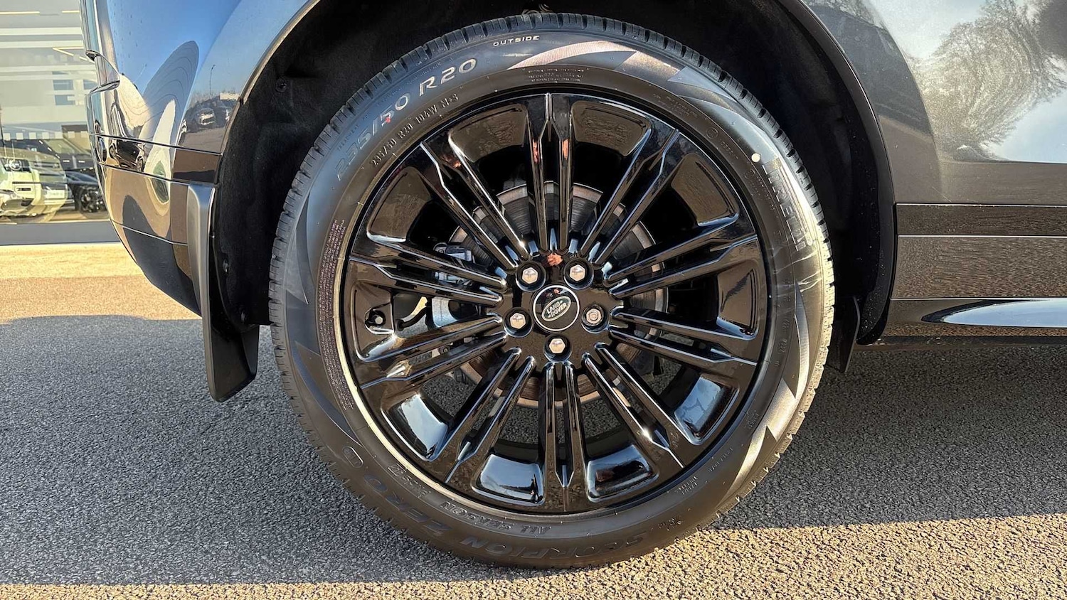 Used Land Rover Range Rover Evoque 2025 for sale - 76459995: Photo 24