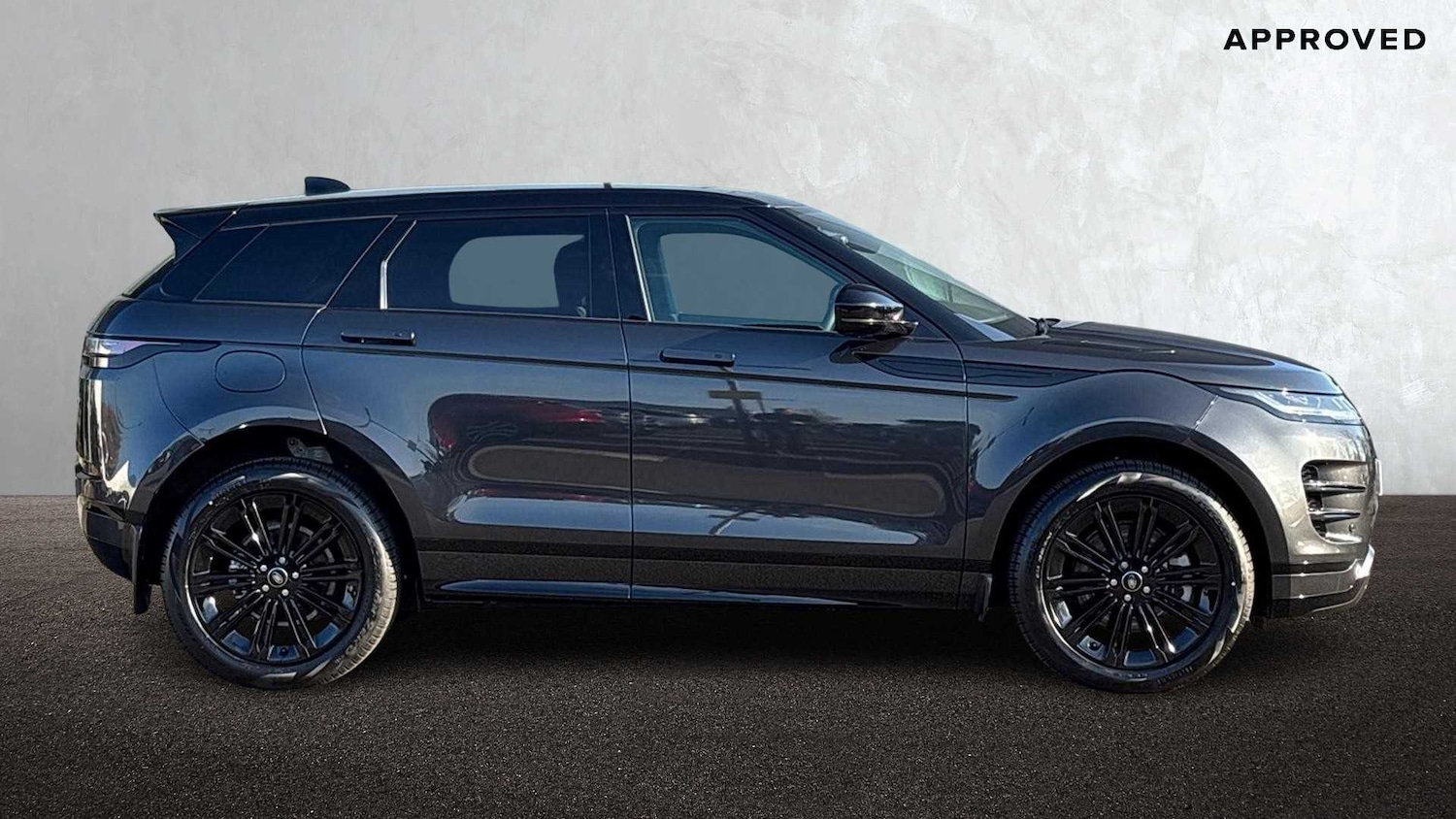 Used Land Rover Range Rover Evoque 2025 for sale - 76459995: Photo 5