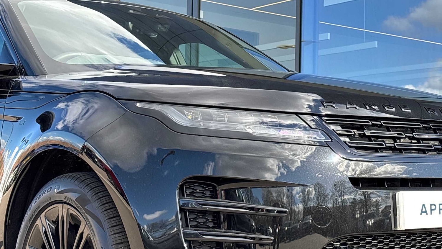 Used Land Rover Range Rover Evoque 2025 for sale - 76459797: Photo 17