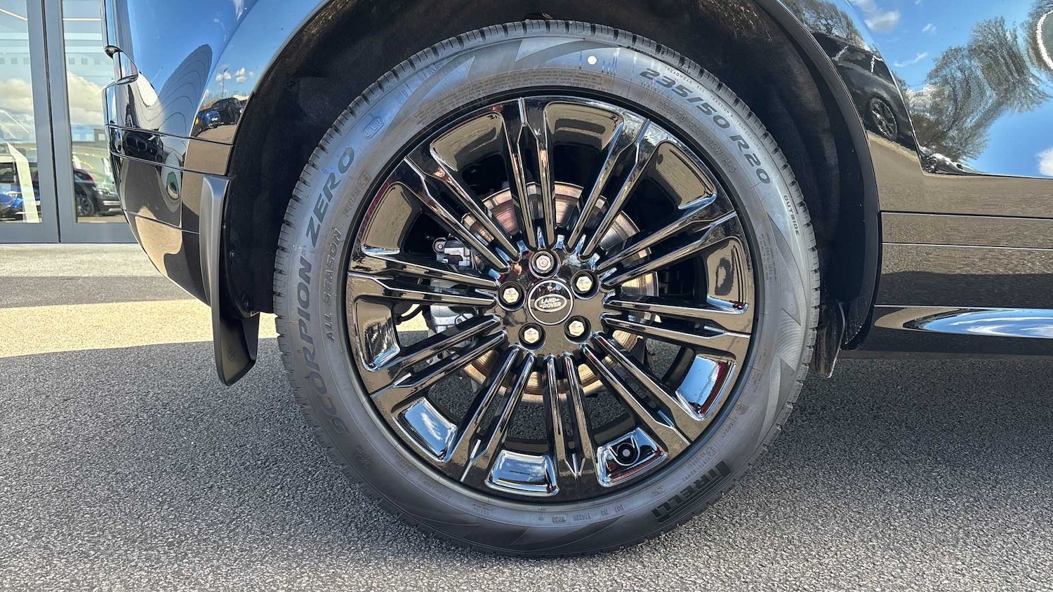 Used Land Rover Range Rover Evoque 2025 for sale - 76459797: Photo 24