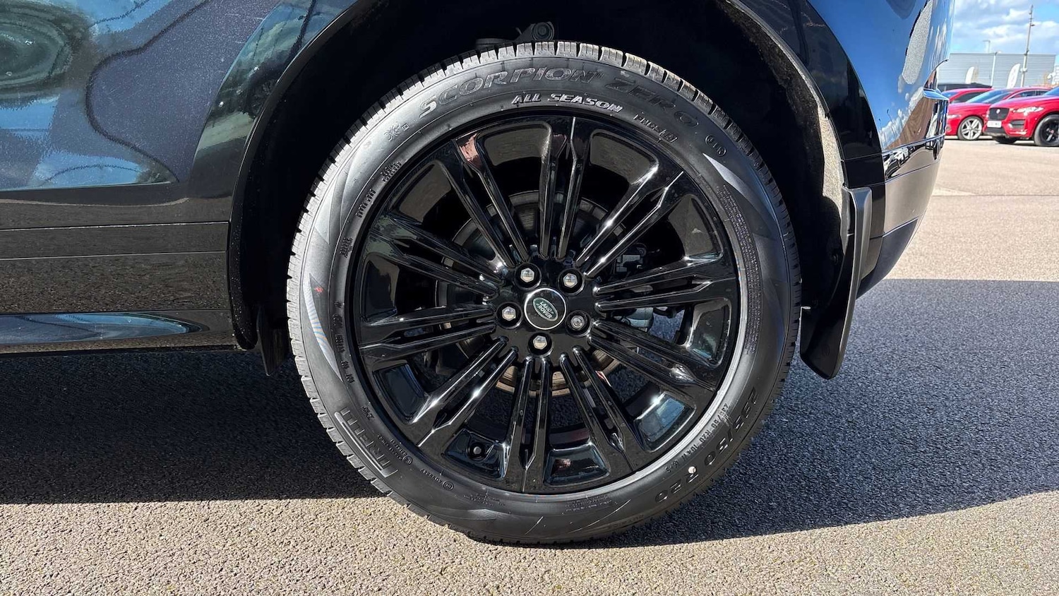 Used Land Rover Range Rover Evoque 2025 for sale - 76459797: Photo 25