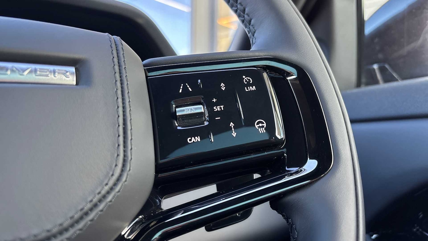 Used Land Rover Range Rover Evoque 2025 for sale - 76459797: Photo 32