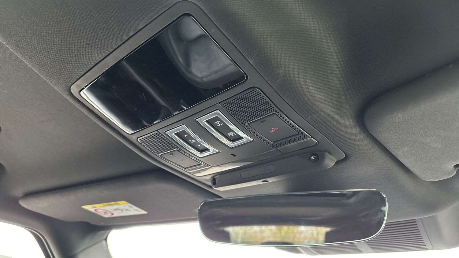 Used Land Rover Defender 2022 for sale - 77206505: Photo 23