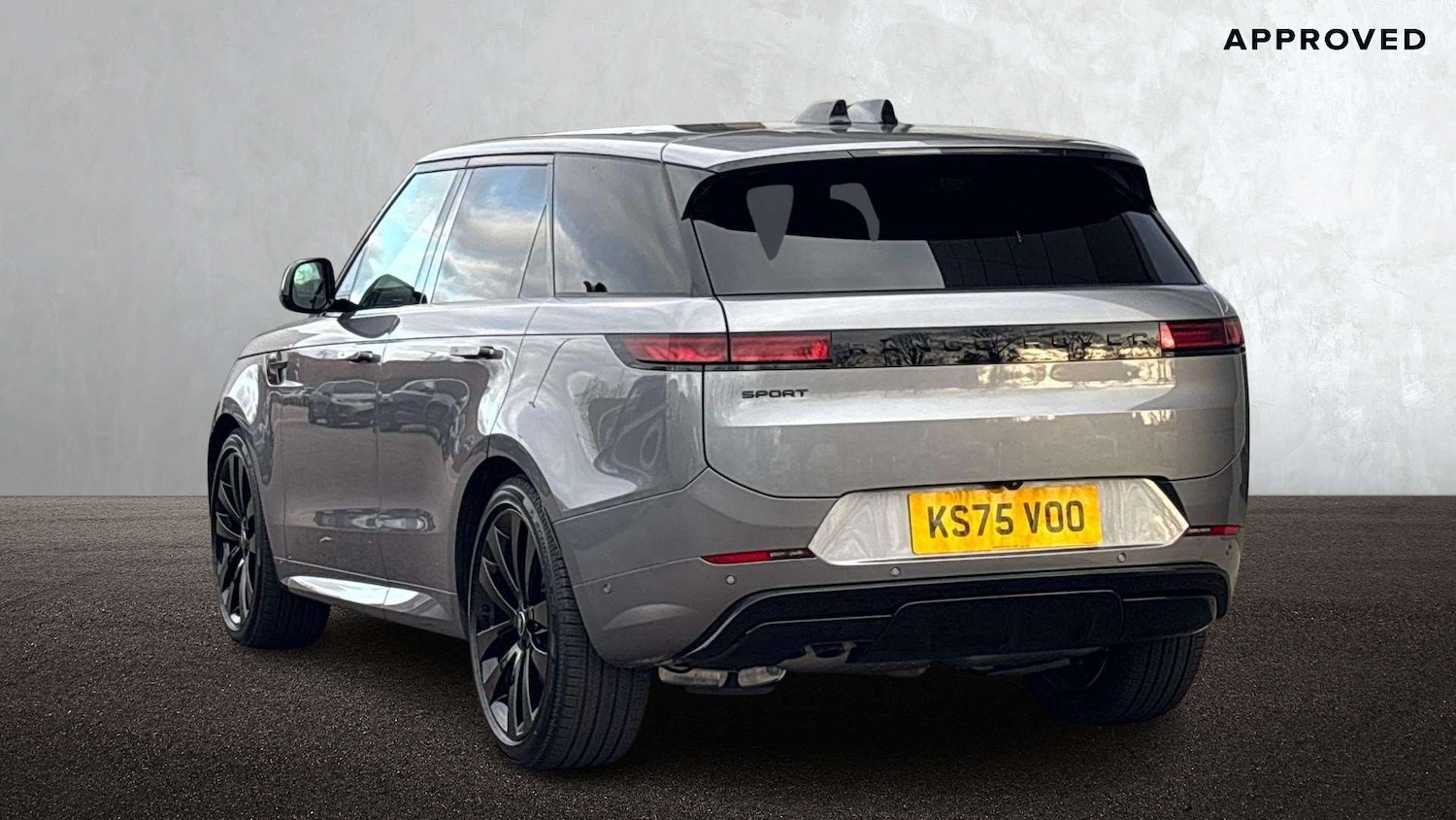 Used Land Rover Range Rover Sport 2025 for sale - 76955282: Photo 2