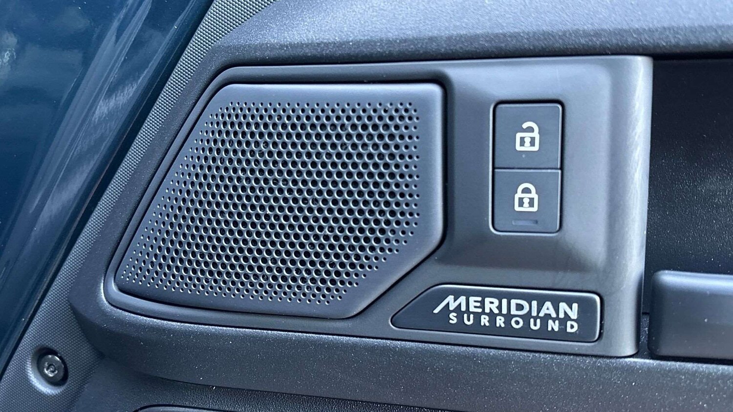 Used Land Rover Defender 2025 for sale - 77429010: Photo 24