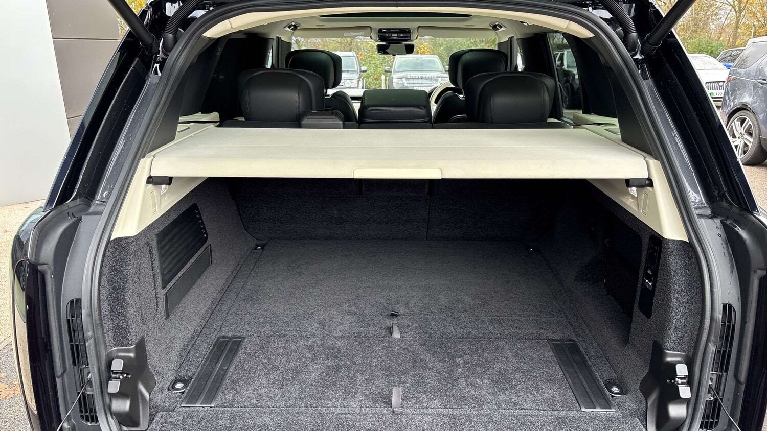 Used Land Rover Range Rover 2022 for sale - 76460066: Photo 10