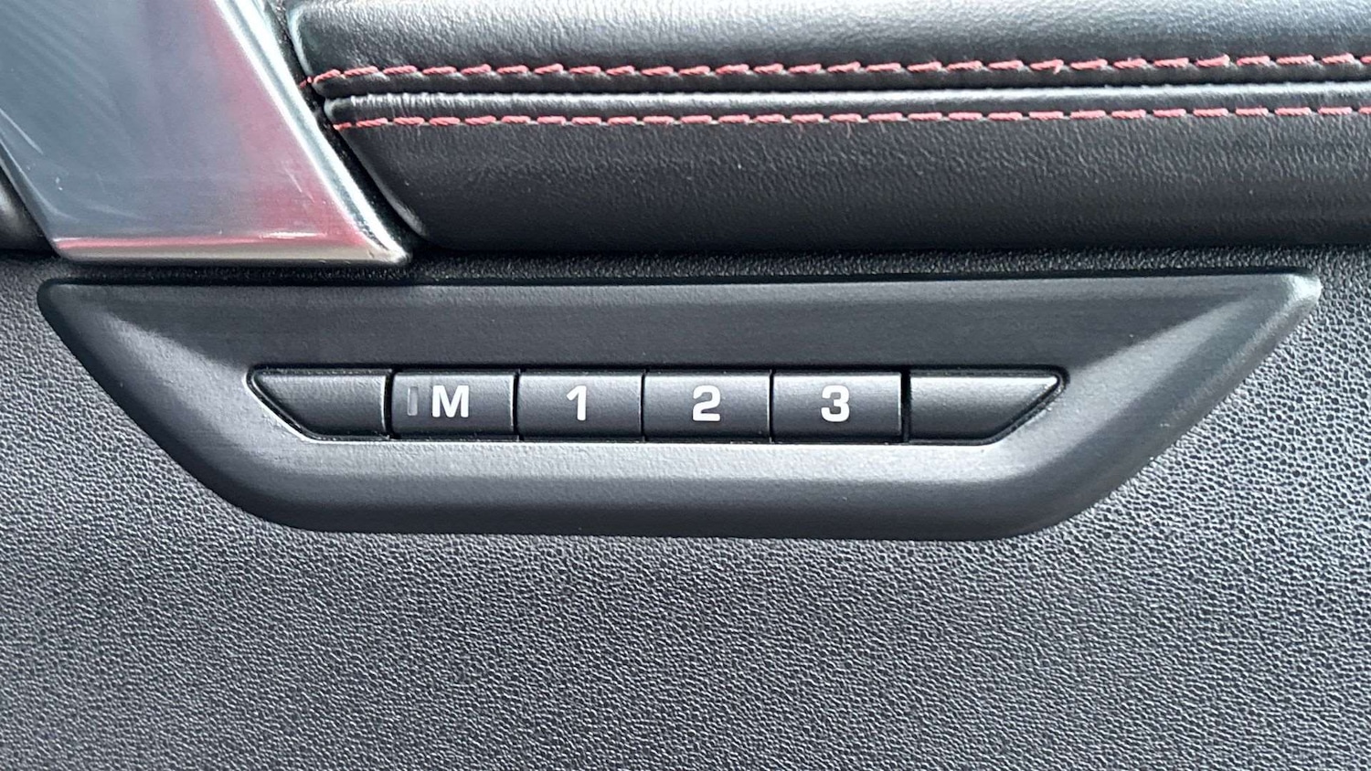 Used Land Rover Discovery Sport 2020 for sale - 76636656: Photo 25