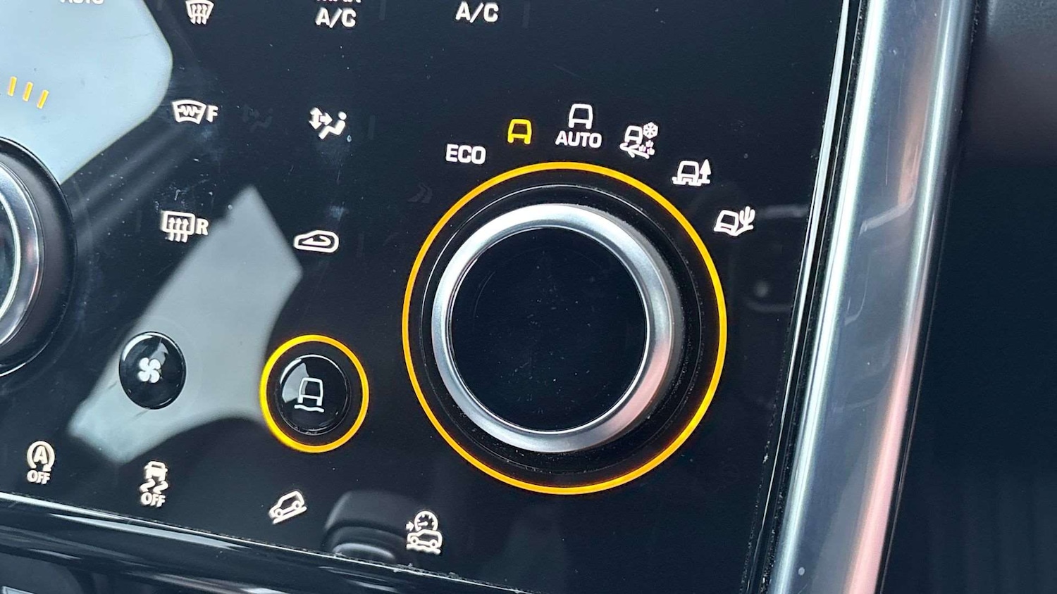 Used Land Rover Discovery Sport 2020 for sale - 76636656: Photo 35