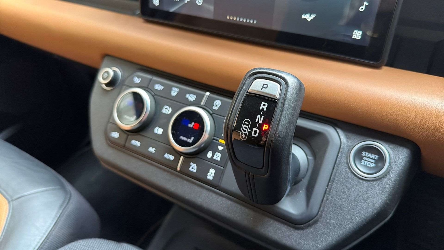 Used Land Rover Defender 2020 for sale - 78174016: Photo 13