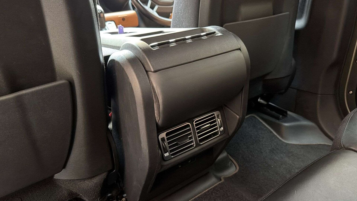 Used Land Rover Defender 2020 for sale - 78174016: Photo 18