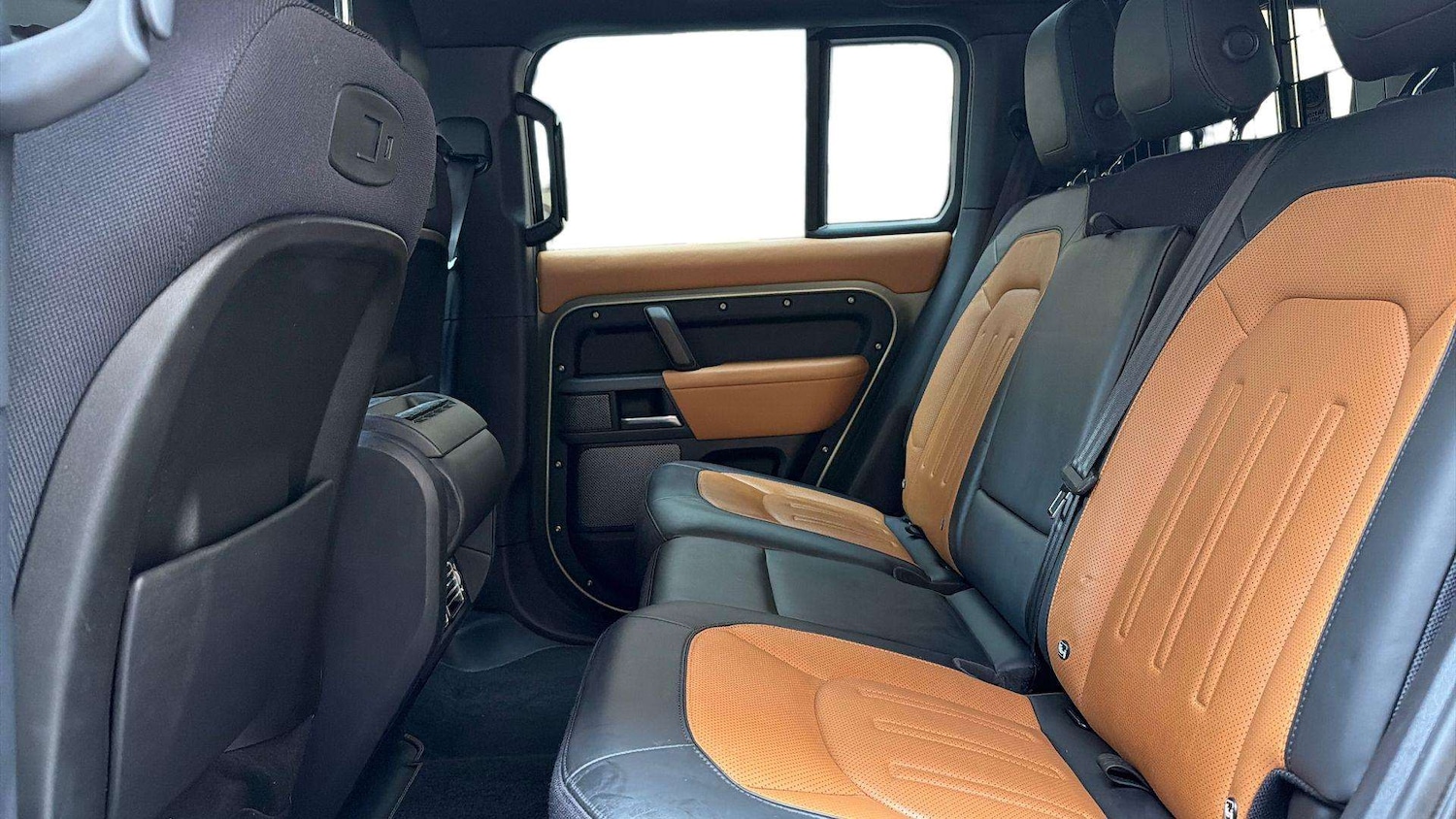 Used Land Rover Defender 2020 for sale - 78174016: Photo 4