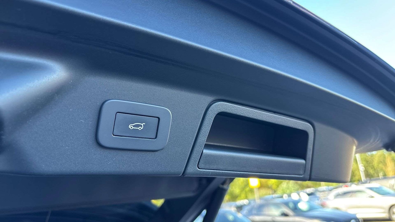 Used Land Rover Range Rover Velar 2024 for sale - 76460412: Photo 23