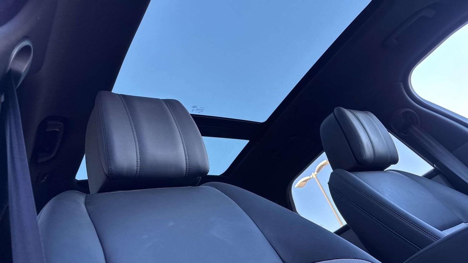 Used Land Rover Range Rover Velar 2024 for sale - 76460412: Photo 28