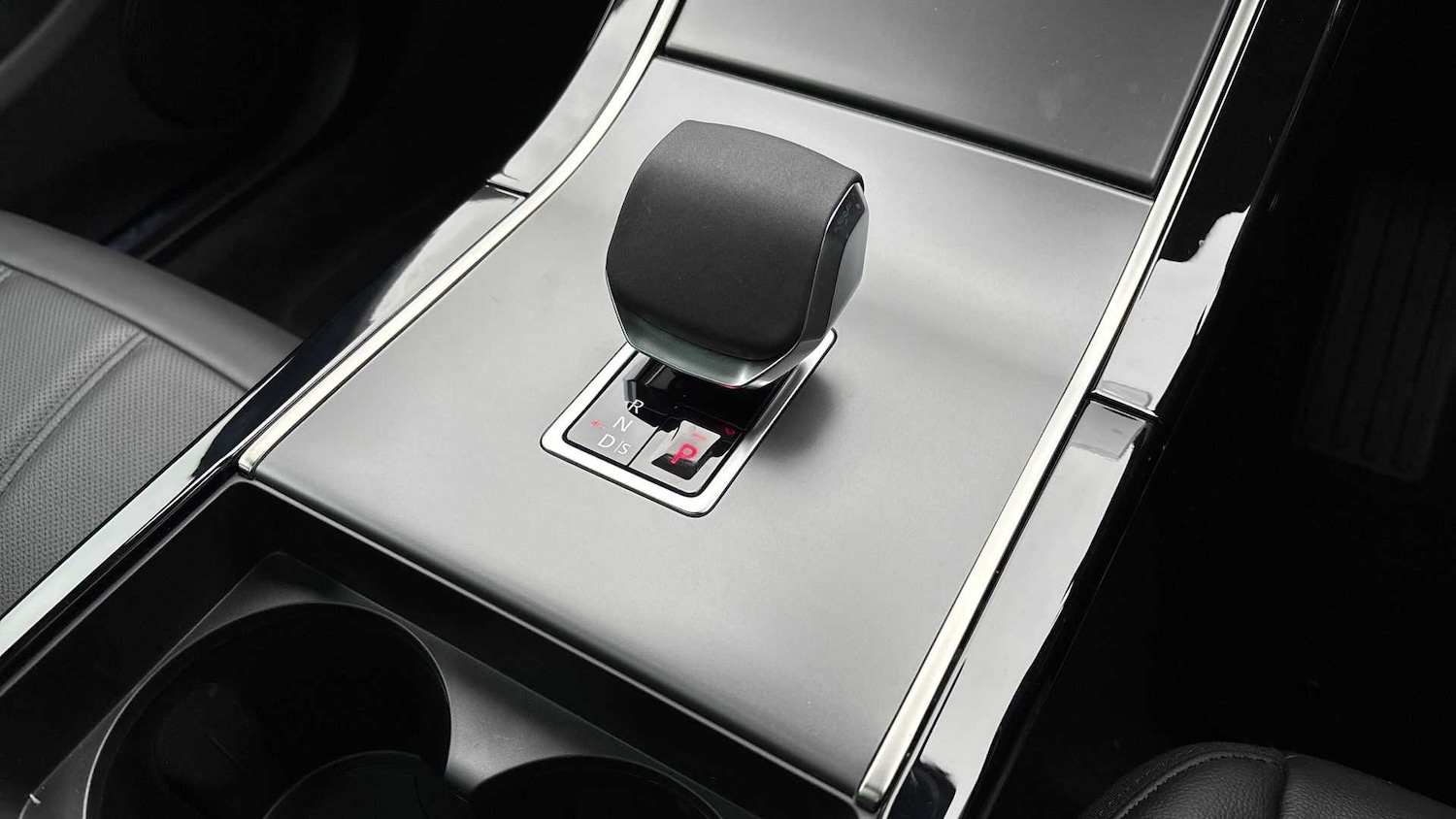 Used Land Rover Range Rover Evoque 2025 for sale - 76460651: Photo 13