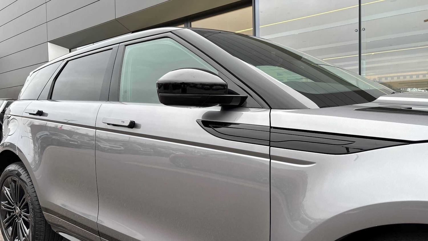 Used Land Rover Range Rover Evoque 2025 for sale - 76460651: Photo 22