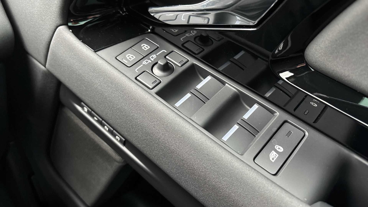 Used Land Rover Range Rover Evoque 2025 for sale - 76460651: Photo 33