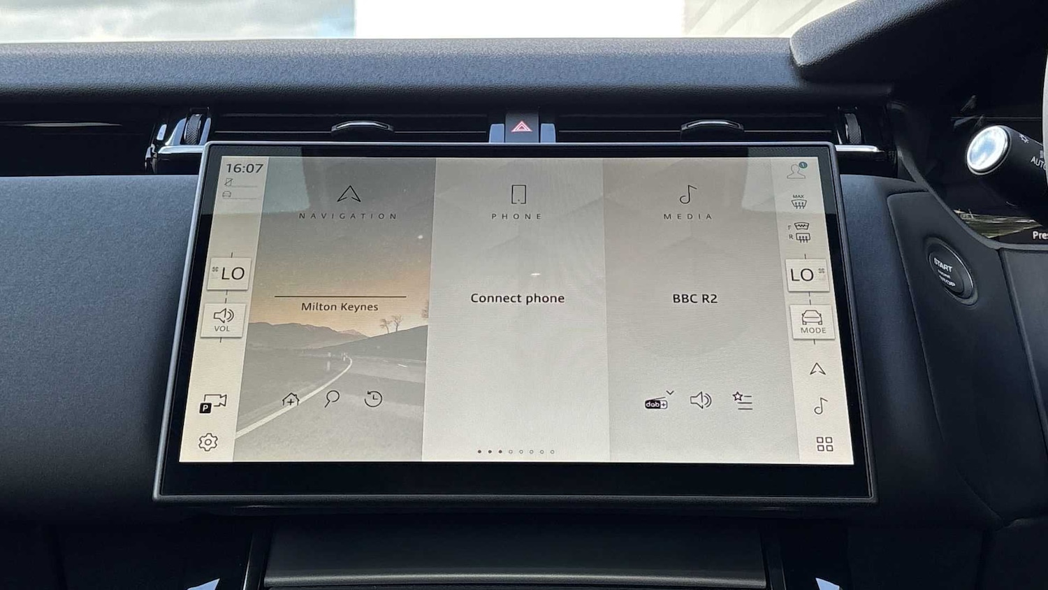 Used Land Rover Range Rover Velar 2025 for sale - 76540846: Photo 14