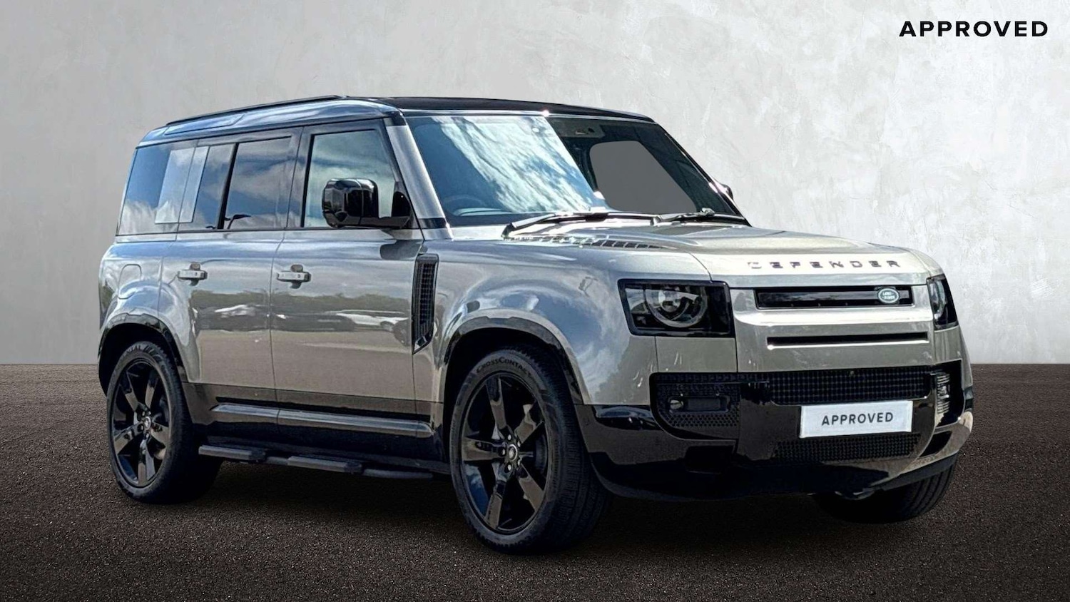 Used Land Rover Defender 2025 for sale - 76460660: Photo 1