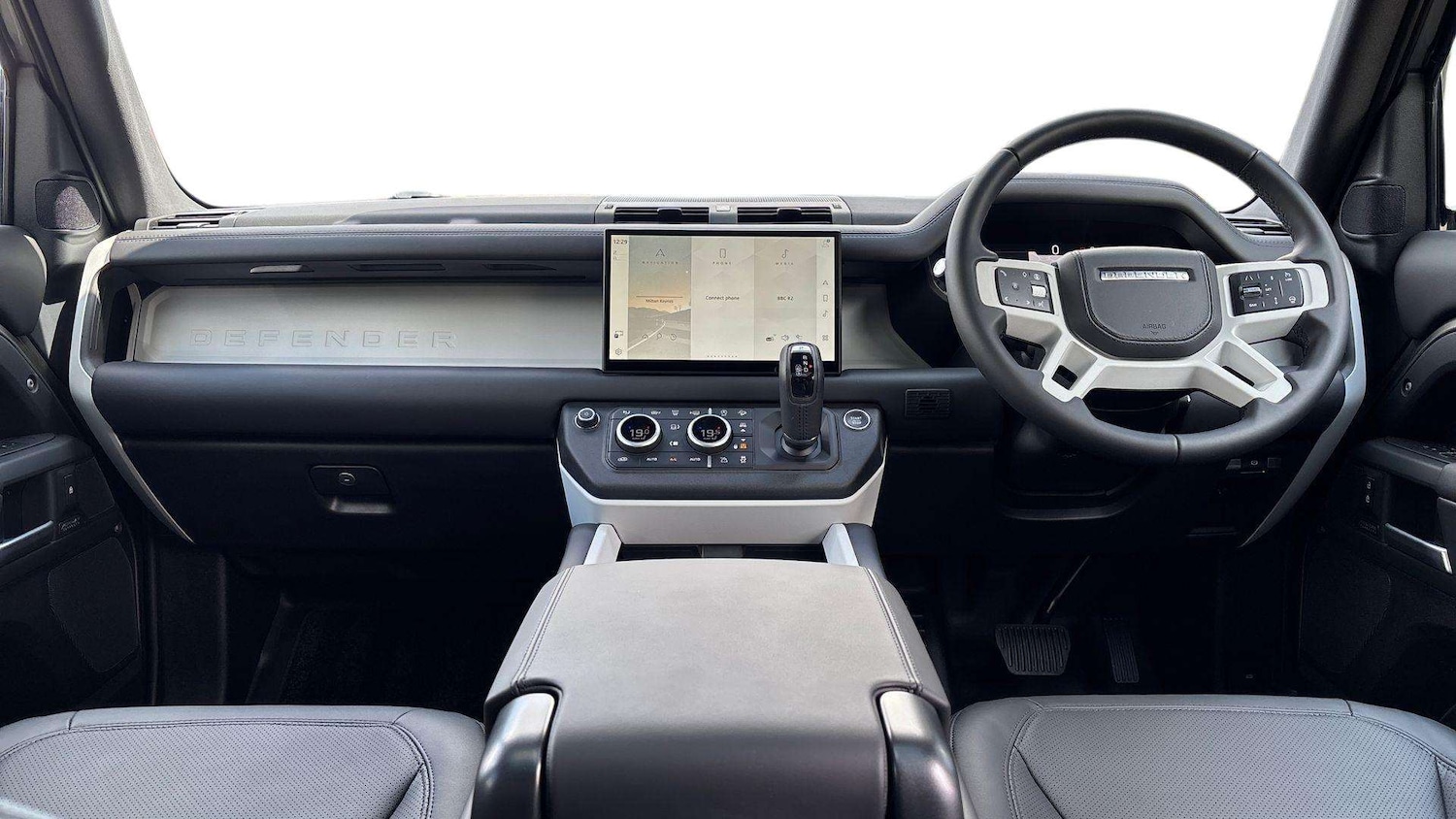 Used Land Rover Defender 2025 for sale - 76460660: Photo 9