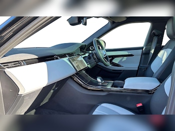 Used Land Rover Range Rover Evoque 2025 for sale - 79339963: Photo