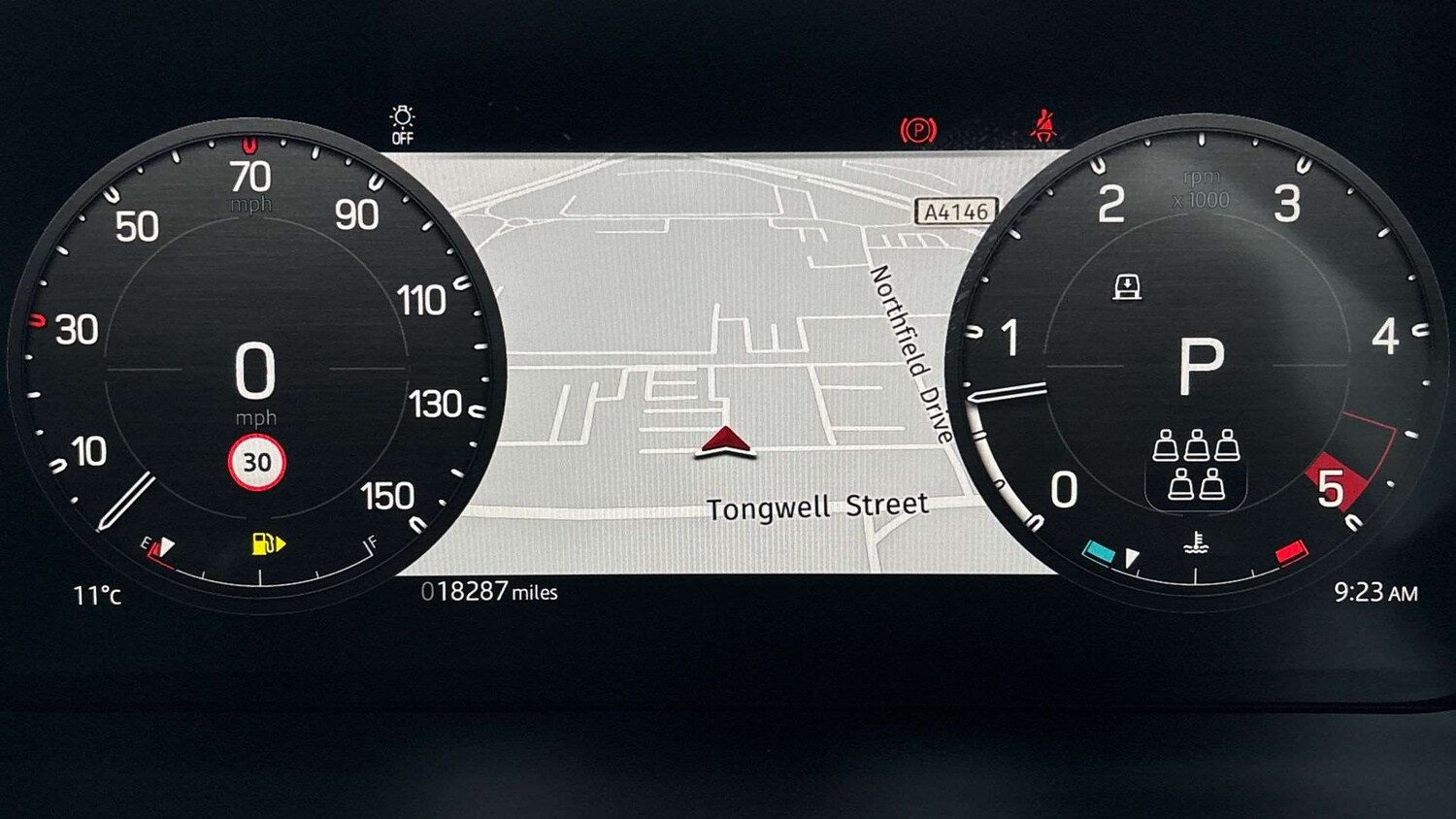 Used Land Rover Defender 2024 for sale - 77810877: Photo 16