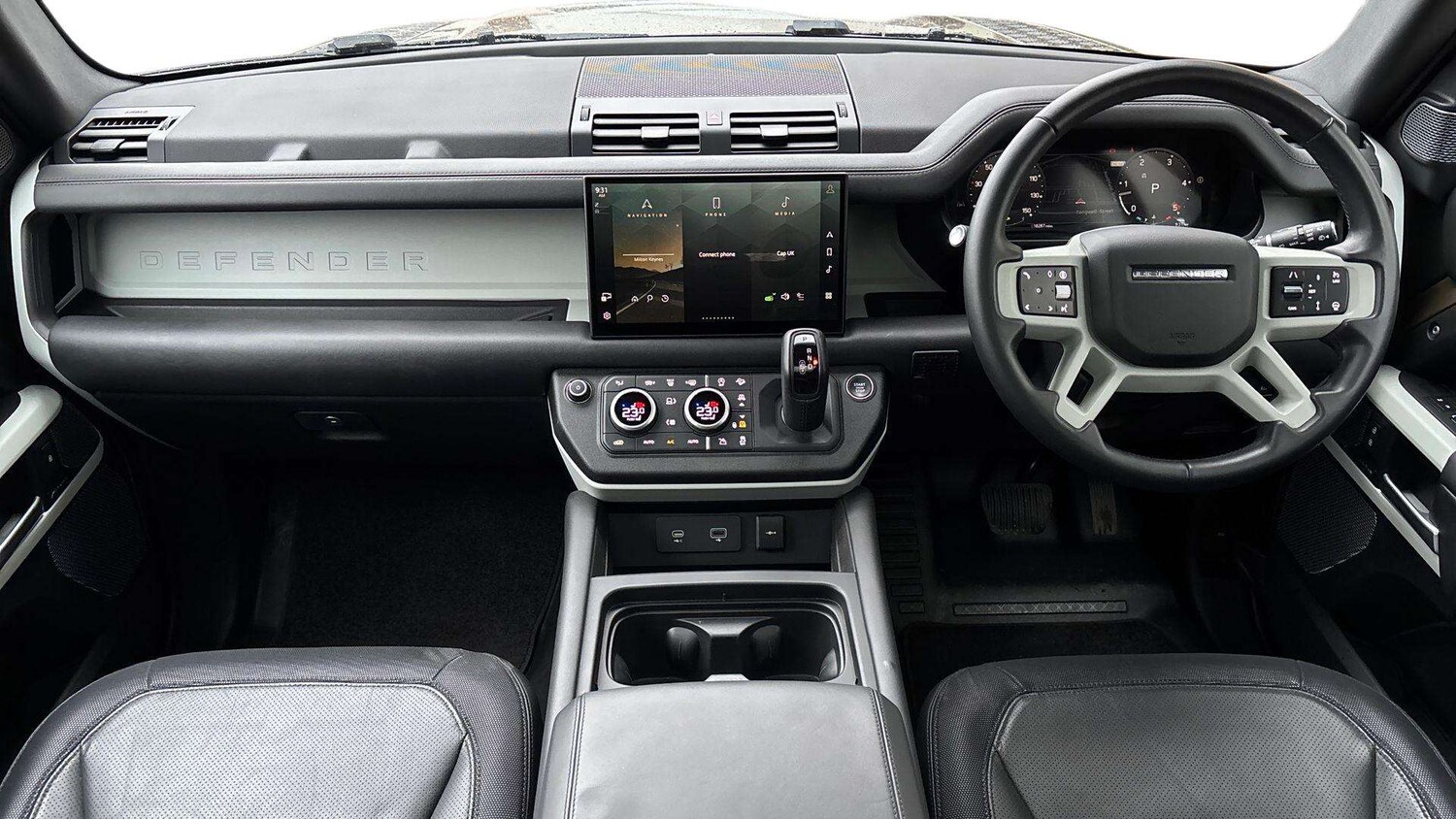 Used Land Rover Defender 2024 for sale - 77810877: Photo 9