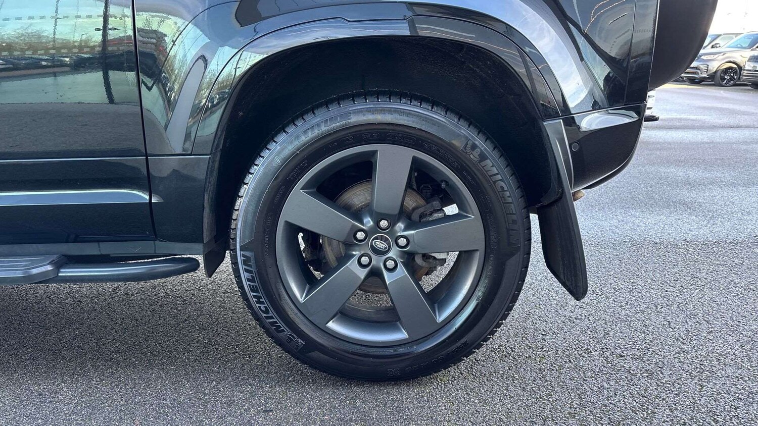 Used Land Rover Defender 2023 for sale - 77628219: Photo 31