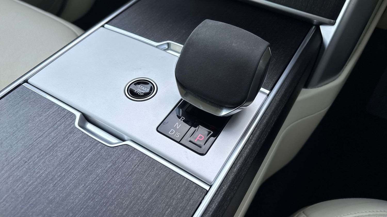 Used Land Rover Range Rover 2024 for sale - 76460488: Photo 13