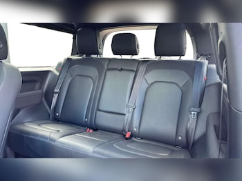 Used Land Rover Defender 2022 for sale - 78651431: Photo