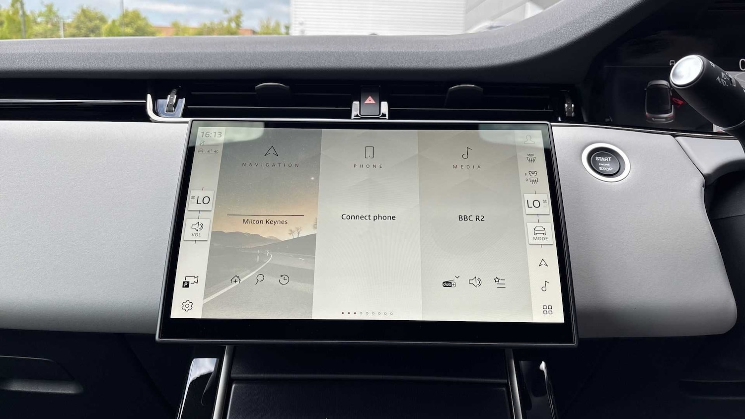 Used Land Rover Range Rover Evoque 2025 for sale - 76540782: Photo 14